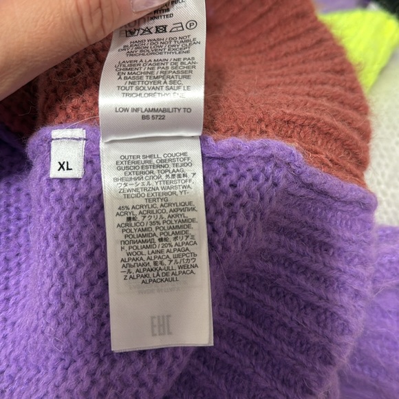 ESSENTIEL ANTWERP SWEATER - Picture 10 of 11